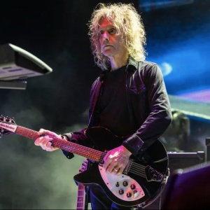 Perry Bamonte dei CURE: il musicista prima della chitarra