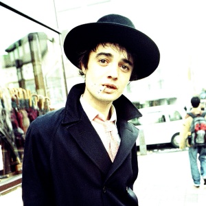 Peter Doherty: poesia, caos e romanticismo autodistruttivo 