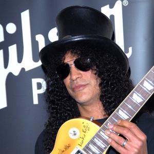 Slash diventa produttore di film horror