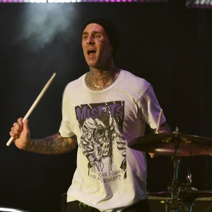 Travis Barker e tutti gli ultimi problemi di salute