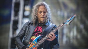Anche Kirk Hammett lavora da casa