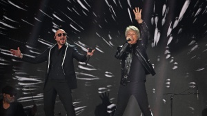 Bon Jovi e Pitbull insieme per il remix di It's My Life