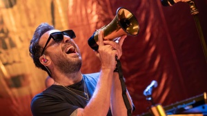 Cesare Cremonini a Radiofreccia: "Amateur è una porta verso una nuova dimensione"