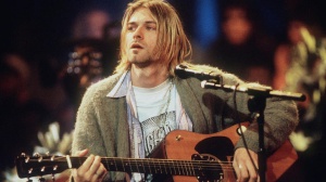 Cobain, la chitarra più costosa del mondo donata al Royal College Of Music
