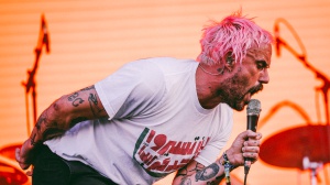 CRAWLER: la forza dell’imperfezione e della fragilità nella furia degli IDLES