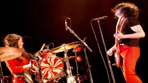 Elogio di Meg White, batterista essenziale e fondamentale