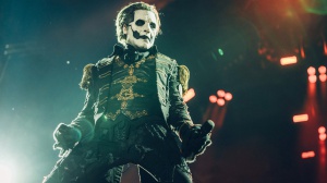 Ghost, in programma un film