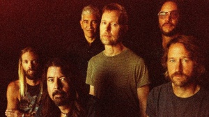 I Foo Fighters cancellano tutte le date del tour dopo la morte di Taylor Hawkins