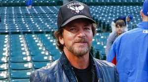 I Pearl Jam suonano Taylor Swift