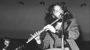 Ian Anderson, l’uomo che ha insegnato al flauto a suonare rock
