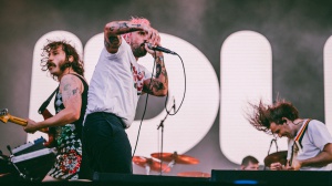 IDLES, il nuovo brano “Levitator” accende il futuro della band
