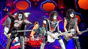 Kiss, Gene Simmons: "Bisogna avere la dignità di chiudere al top"