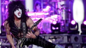 Kiss, Paul Stanley dice addio a suo padre. Aveva 101 anni