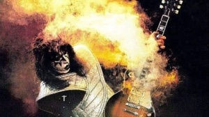 Kiss, quando Ace Frehley rischiò di morire sul palco