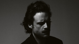 L'ironica commedia di Father John Misty