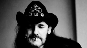 Lemmy, le ceneri del leader dei Motorhead in uno strip club di Londra