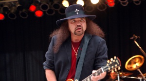Lynyrd Skynyrd, addio all'ultimo membro originale Gary Rossington