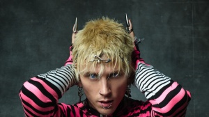 Machine Gun Kelly: "Il rock aveva bisogno di un defibrillatore"