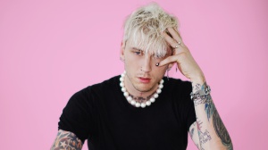 Machine Gun Kelly pronto a tornare con un nuovo album