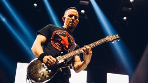 Mark Tremonti e quel matrimonio con Brian Johnson