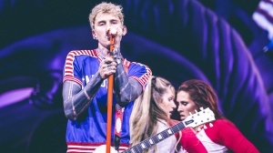 MGK contro Yungblud, il feud esplode : “Pinocchio, chiudi quella ca**o di bocca”