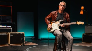 Mike McCready sta scrivendo una rock opera sulla scena di Seattle, dedicata a Cornell