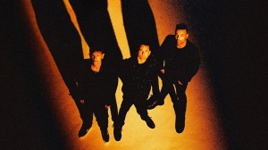 Muse, ascolta il nuovo singolo Unravelling