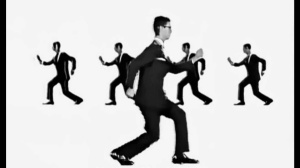 Once in a Lifetime dei Talking Heads: il brano che ha rivoluzionato il pop anni ’80