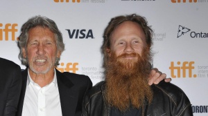 Pink Floyd, Roger Waters lancia “Legacy”: il nuovo show affidato al figlio Harry