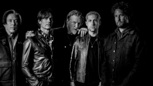Queens Of The Stone Age, ascolta il nuovo singolo Carnavoyeur