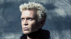 Quella volta che Billy Idol venne portato via dall'esercito thailandese
