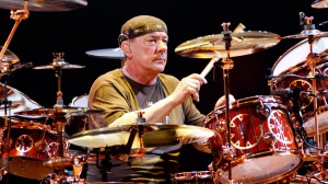 Rush, Neil Peart avrà un monumento in suo onore