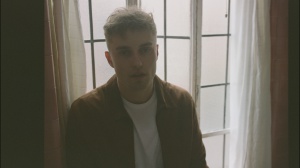 Sam Fender, il ritorno con 'Seventeen Going Under"