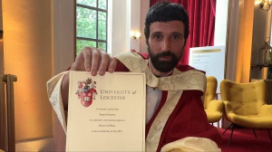 Sergio Pizzorno riceve la laurea honoris causa in musica