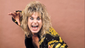 Sharon Osbourne: "I Motley Crue si sono fatti pubblicità grazie ad Ozzy"