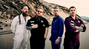 Shinedown, Brent Smith interrompe una rissa durante il concerto