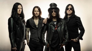 Slash si è ispirato al cane di Myles Kennedy per l'ultimo singolo