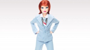 Sul mercato una Barbie ispirata al Bowie di Life On Mars? 