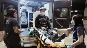 Sum 41, spavento per Deryck Whibley