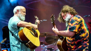 Tenacious D: "Torneremo più grandi degli Oasis"