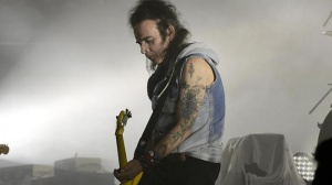 The Cure, Simon Gallup è ancora nella band