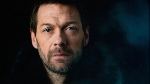 Tom Meighan in Italia per tre date del tour acustico