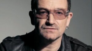 U2, Chris Martin e altri cantano 'Beautiful Day'