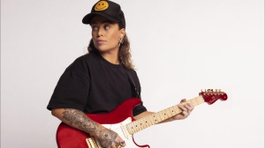 Jam session galattica per celebrare i 70 anni della Fender Stratocaster