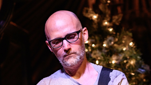 “Lola” divide: Moby attacca, Dave Davies replica e difende il classico dei Kinks