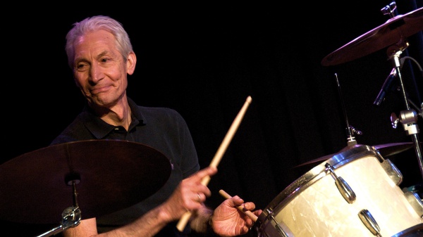 Charlie Watts, il battito jazz che teneva in equilibrio i Rolling Stones