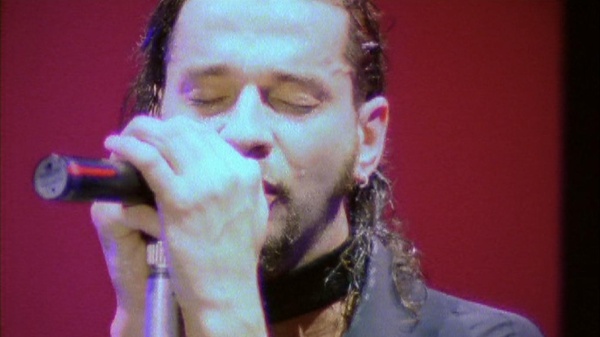 Dave Gahan, il giorno in cui morì per due minuti, cambiando i Depeche Mode