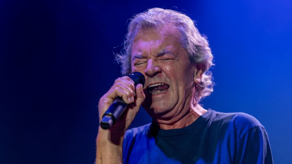 Deep Purple, Ian Gillan: “Pavarotti era invidioso della libertà dei cantanti rock”