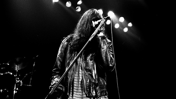 Joey Ramone, storia di un outsider assoluto