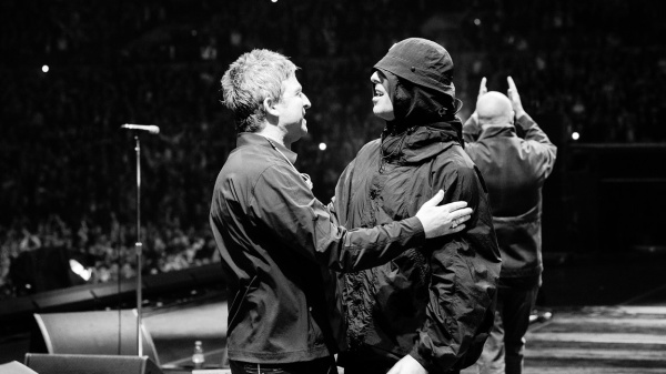 Liam Gallagher a Roma, promessa ai fan: “Gli Oasis suoneranno qui”